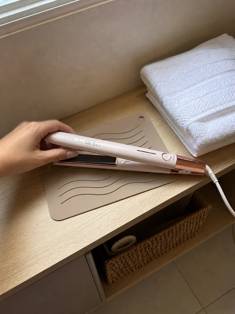 Prancha Britânia Viih Tube BPR04 Titanium 230°C Bivolt